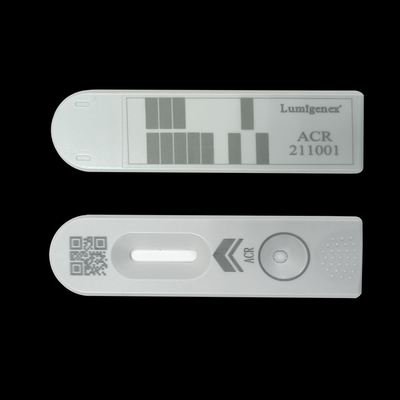 Que thử nước tiểu Creatinine và Microalbumin để phân tích nước tiểu